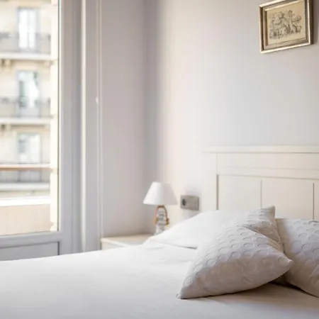 Apartment Esnaola By People